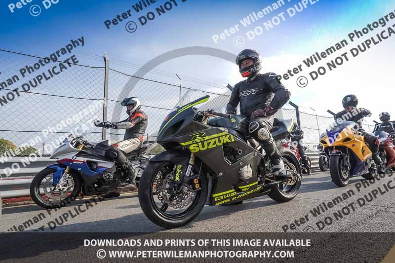 donington no limits trackday;donington park photographs;donington trackday photographs;no limits trackdays;peter wileman photography;trackday digital images;trackday photos